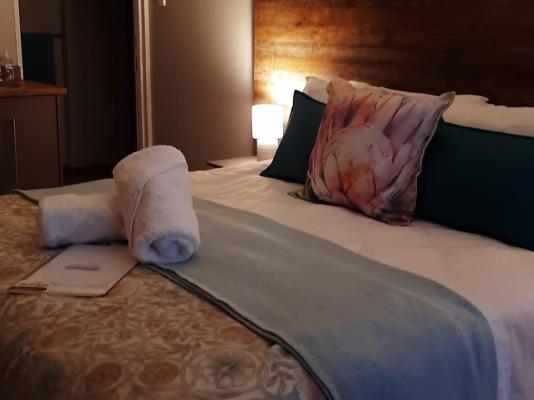 Room image 1
