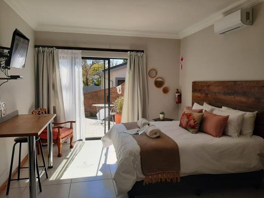 Room image 6