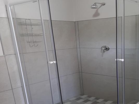 Room image 18