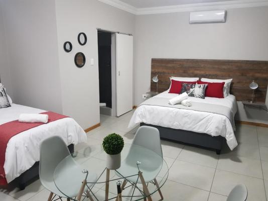 Room image 25