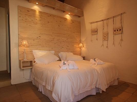 Room image 1