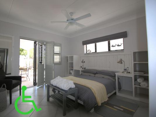 Albatross Guesthouse - 206504