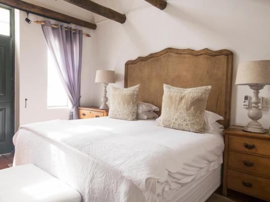 Room image 3