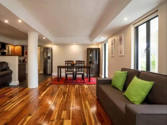 Orange Inn Knysna - 206700
