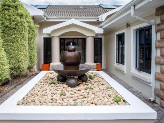 Orange Inn Knysna - 206710
