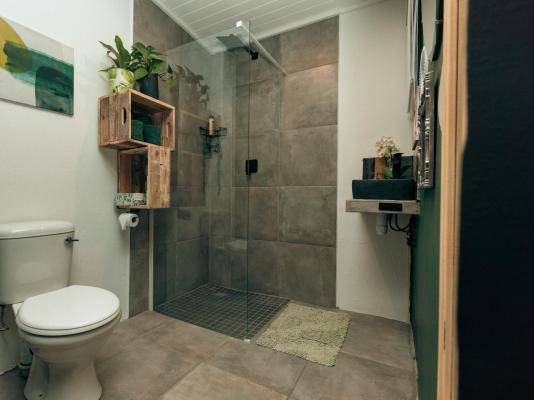 Room image 6