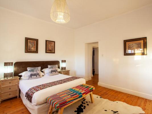 Inverdoorn Game Reserve - 206854