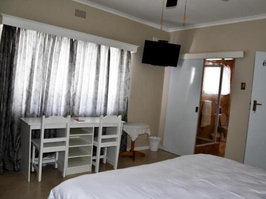 34 on Lincoln Guesthouse - 207094