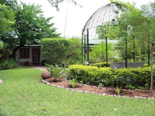 Lalamo Guesthouse - 207202