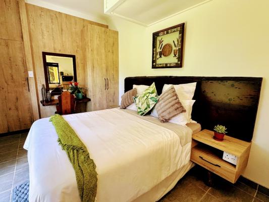 Room image 1