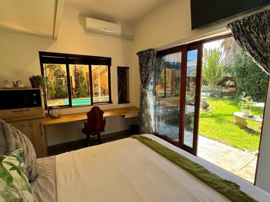 Room image 6