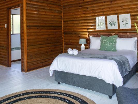 Room image 3
