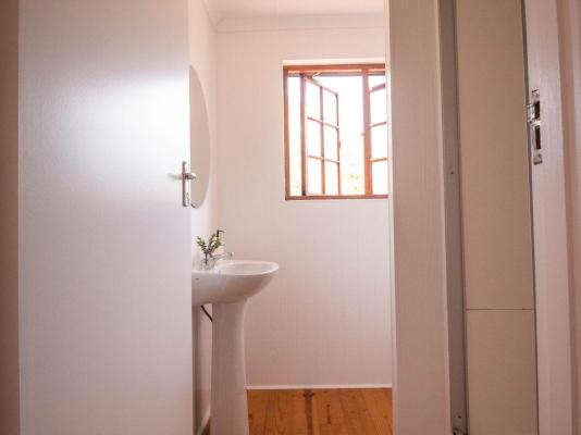 Room image 18