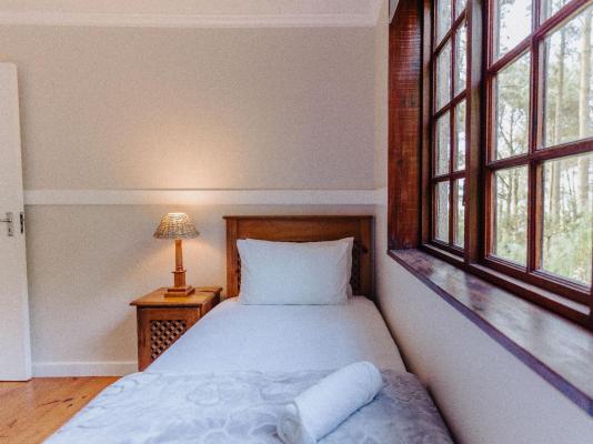Room image 5