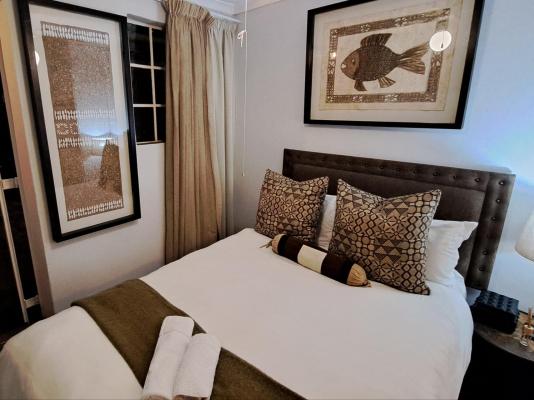 Room image 4