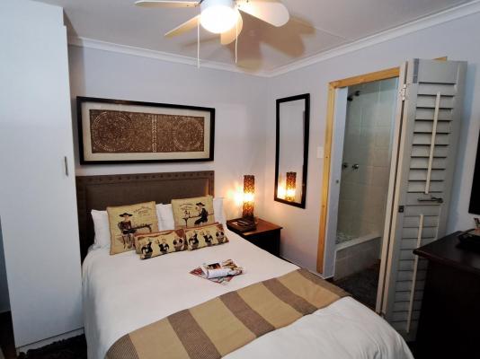 Room image 5