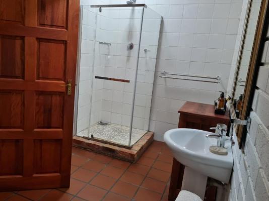 Room image 23