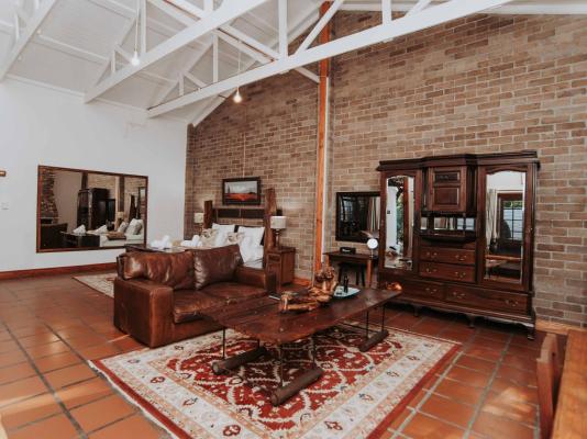 Room image 39