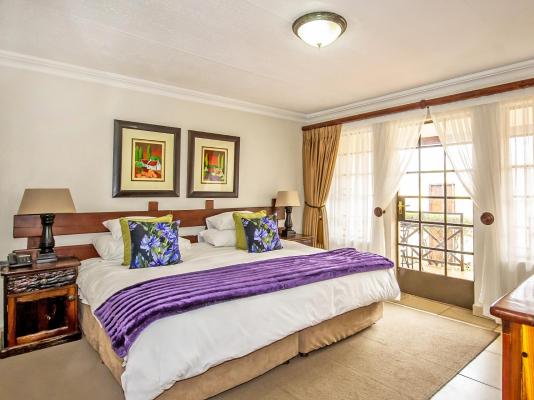 Room image 2
