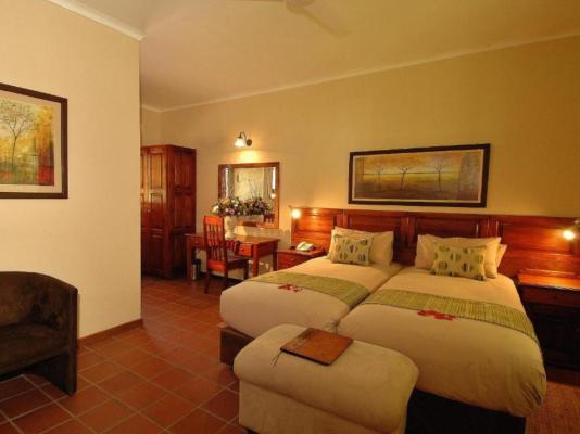 Room image 4