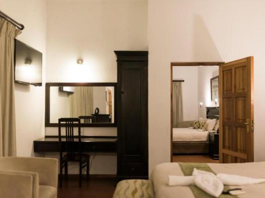 Room image 10