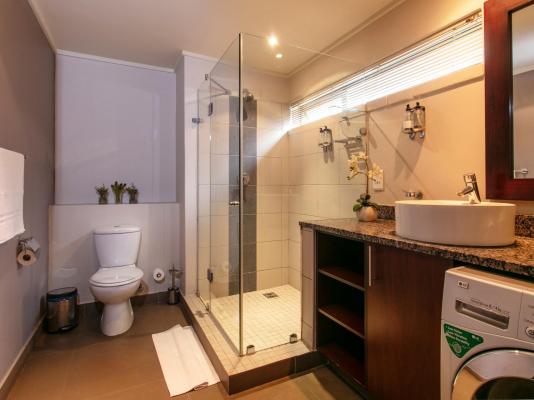 Room image 6