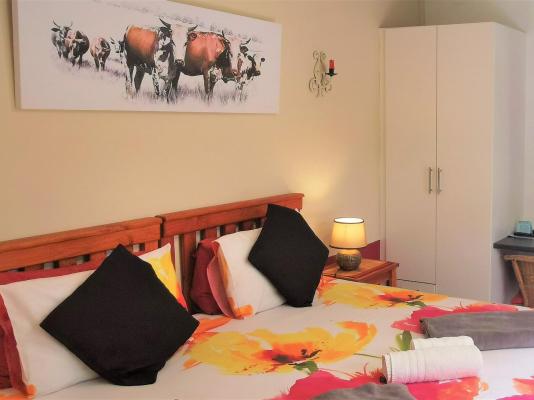 Room image 1