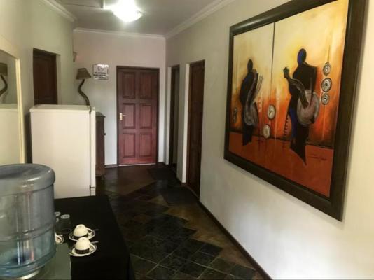 Footprints Lodge - 208398