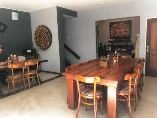 Footprints Lodge - 208409