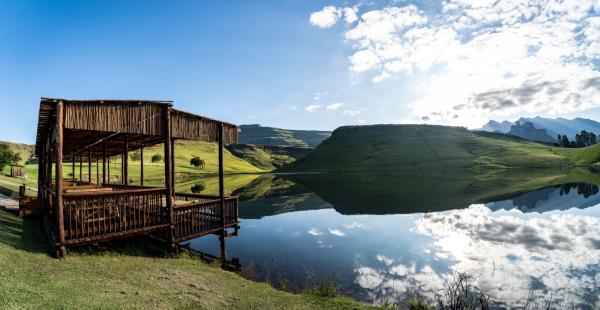 Gooderson Drakensberg Gardens & Golf & Spa Resort - 208560