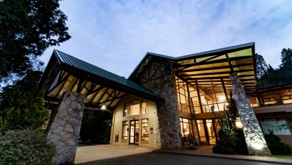 Gooderson Drakensberg Gardens & Golf & Spa Resort - 208566