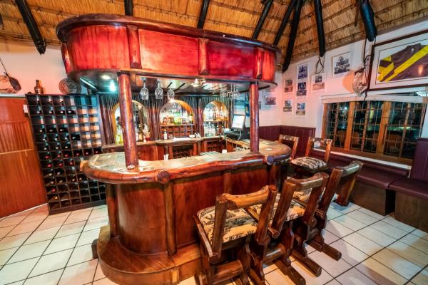 Gooderson Drakensberg Gardens & Golf & Spa Resort - 208567