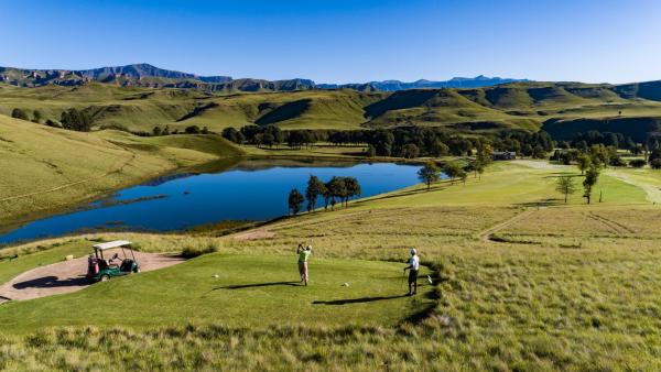 Gooderson Drakensberg Gardens & Golf & Spa Resort - 208570