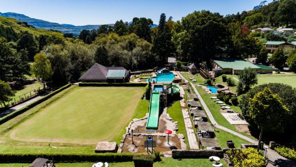 Gooderson Drakensberg Gardens & Golf & Spa Resort - 208584