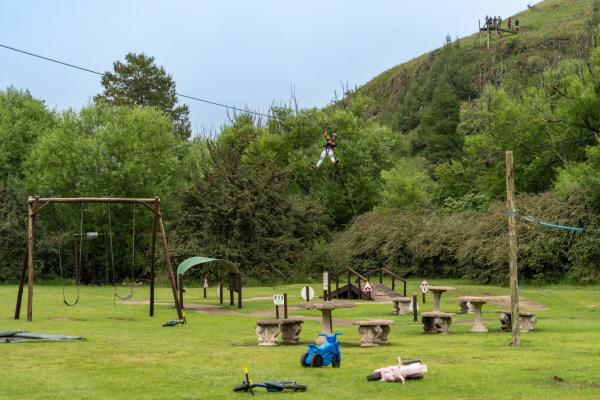 Gooderson Drakensberg Gardens & Golf & Spa Resort - 208585