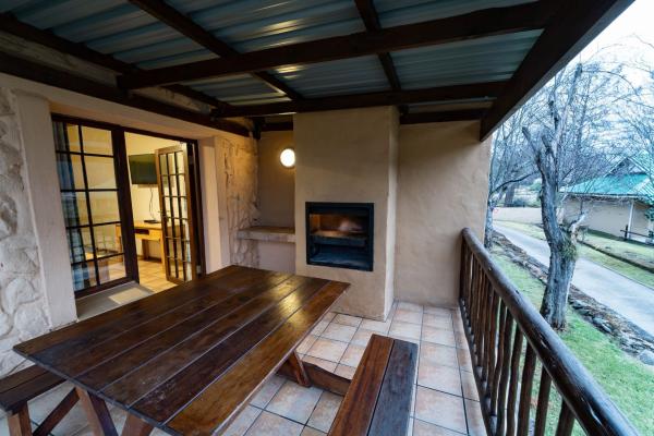 Gooderson Drakensberg Gardens & Golf & Spa Resort - 208594