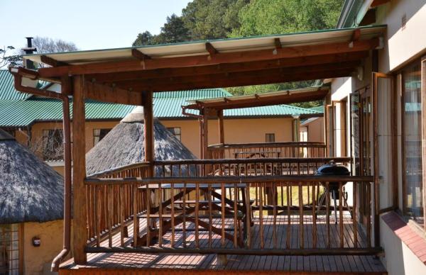 Gooderson Drakensberg Gardens & Golf & Spa Resort - 208600