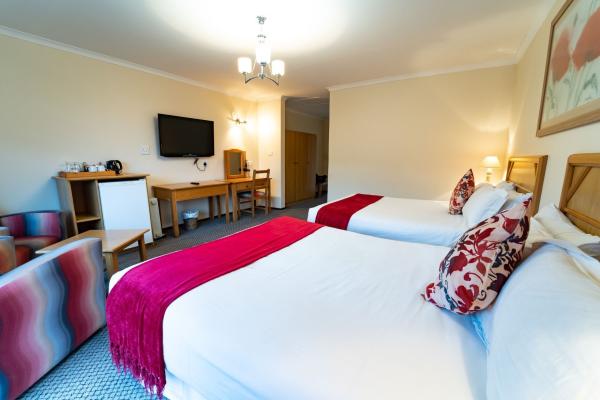Gooderson Drakensberg Gardens & Golf & Spa Resort - 208608