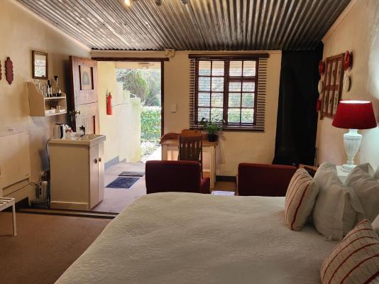 Room image 3