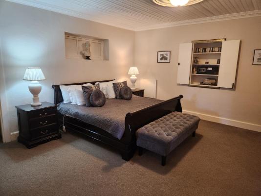 Room image 2