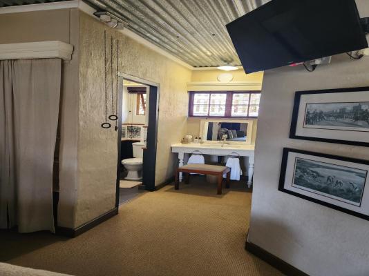 Room image 2