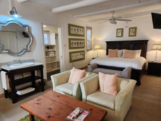 Room image 1