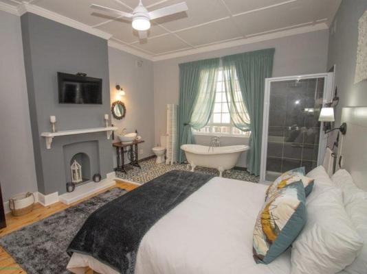 Dawson Manor Guest House - 208976