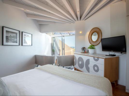 Room image 2