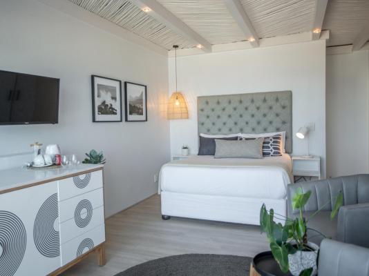 Room image 3