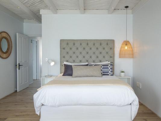 Room image 1