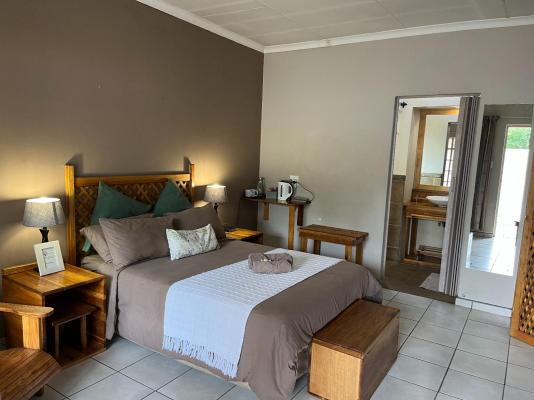 Room image 4