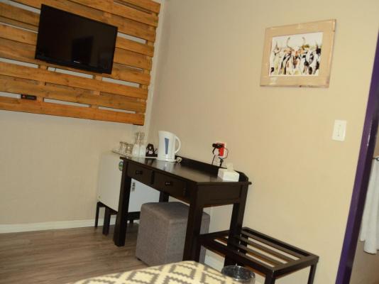 Room image 2