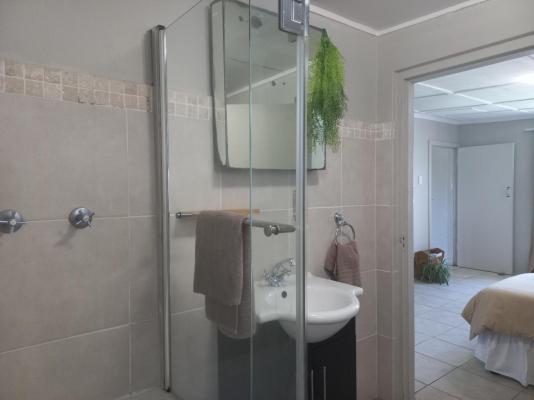 Room image 6