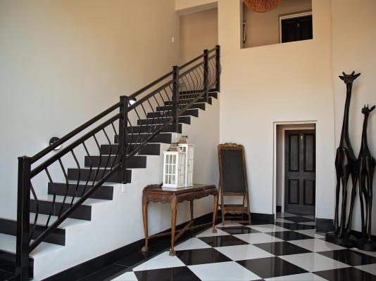 Room image 1